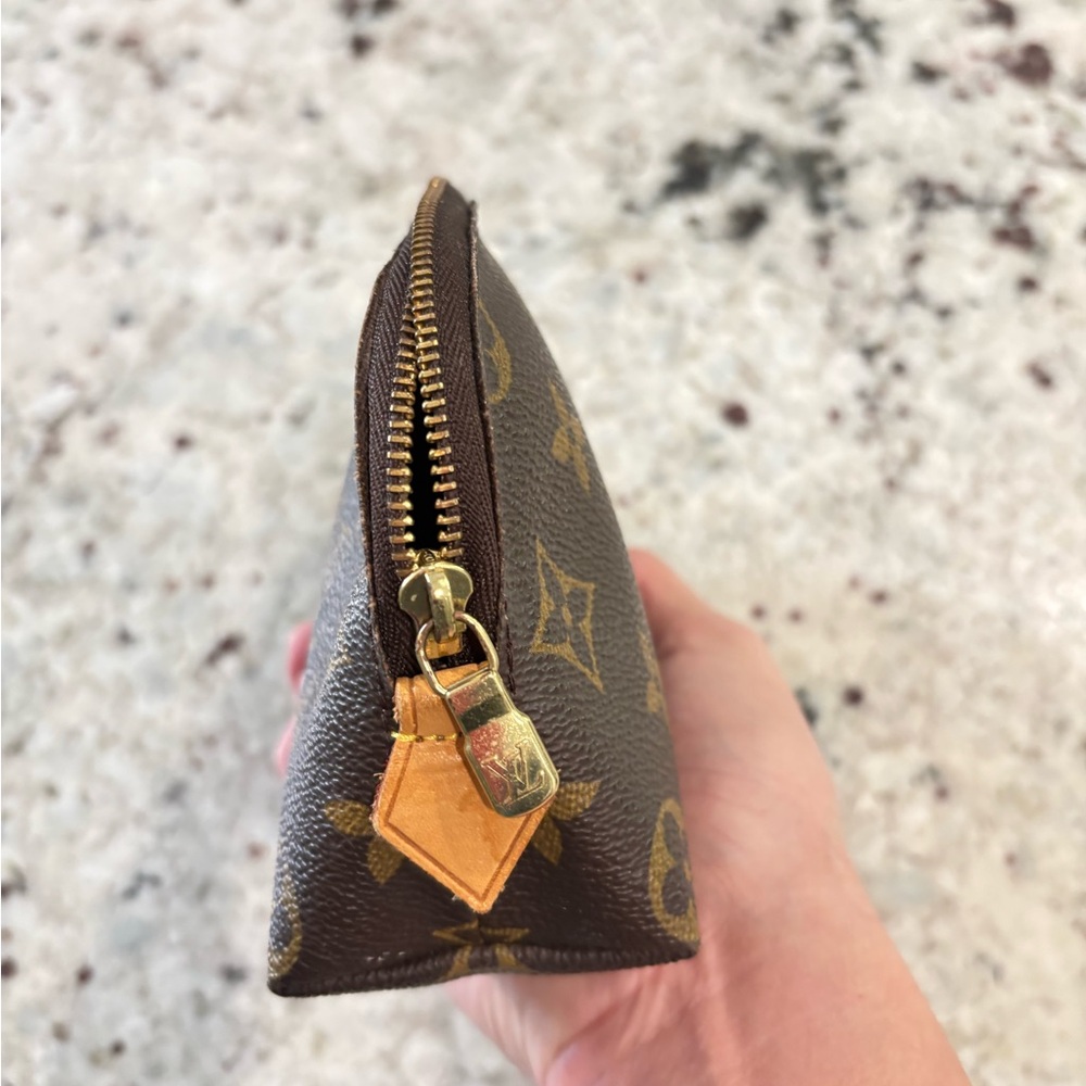 Louis Vuitton Monogram Cosmetic Pouch - Picture 5 of 9